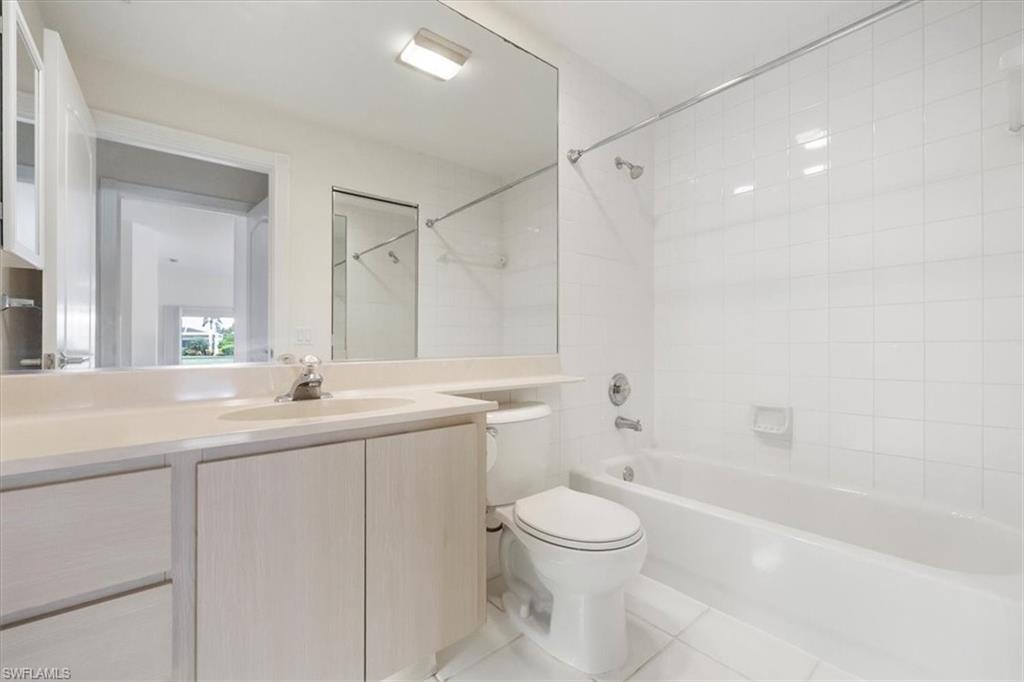 VILLAGE WALK - Residential Lease