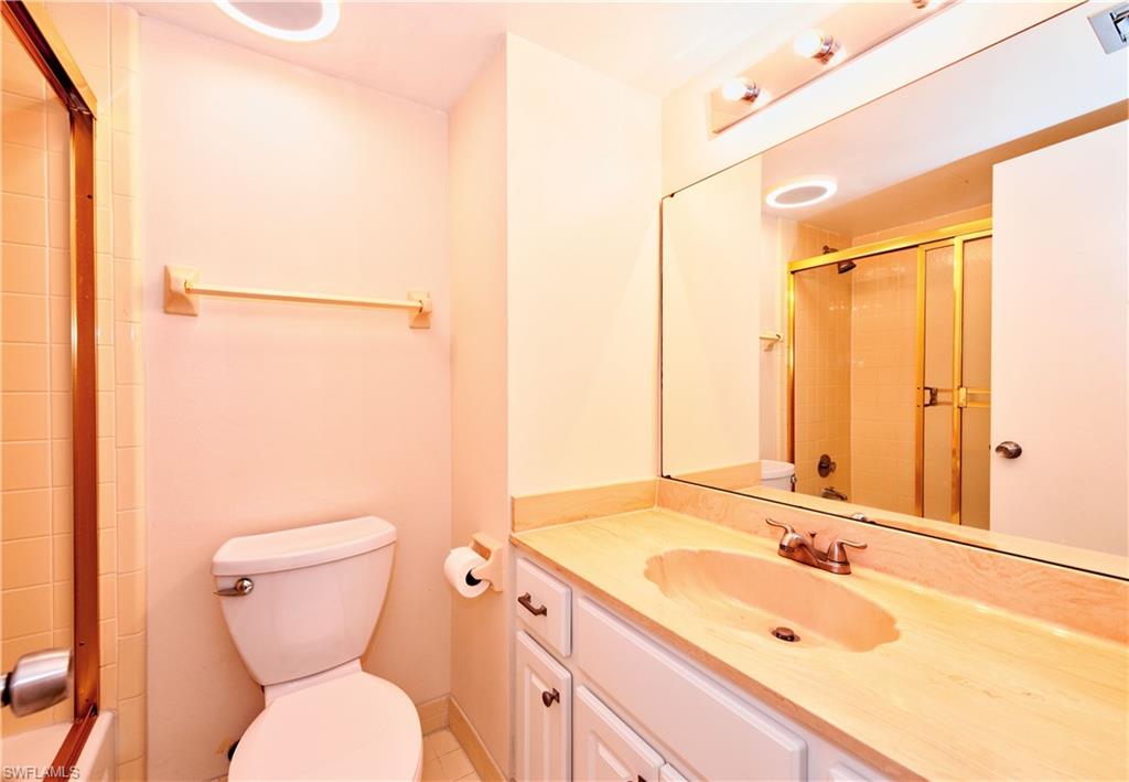 GLADES COUNTRY CLUB - Residential