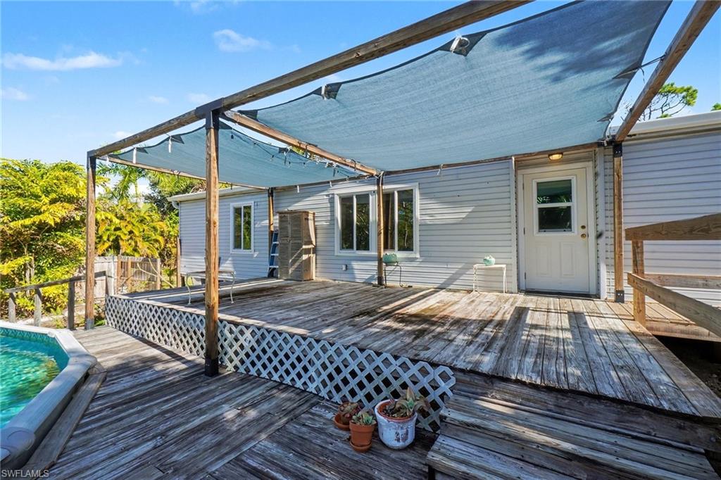 PINE ISLAND - Residential