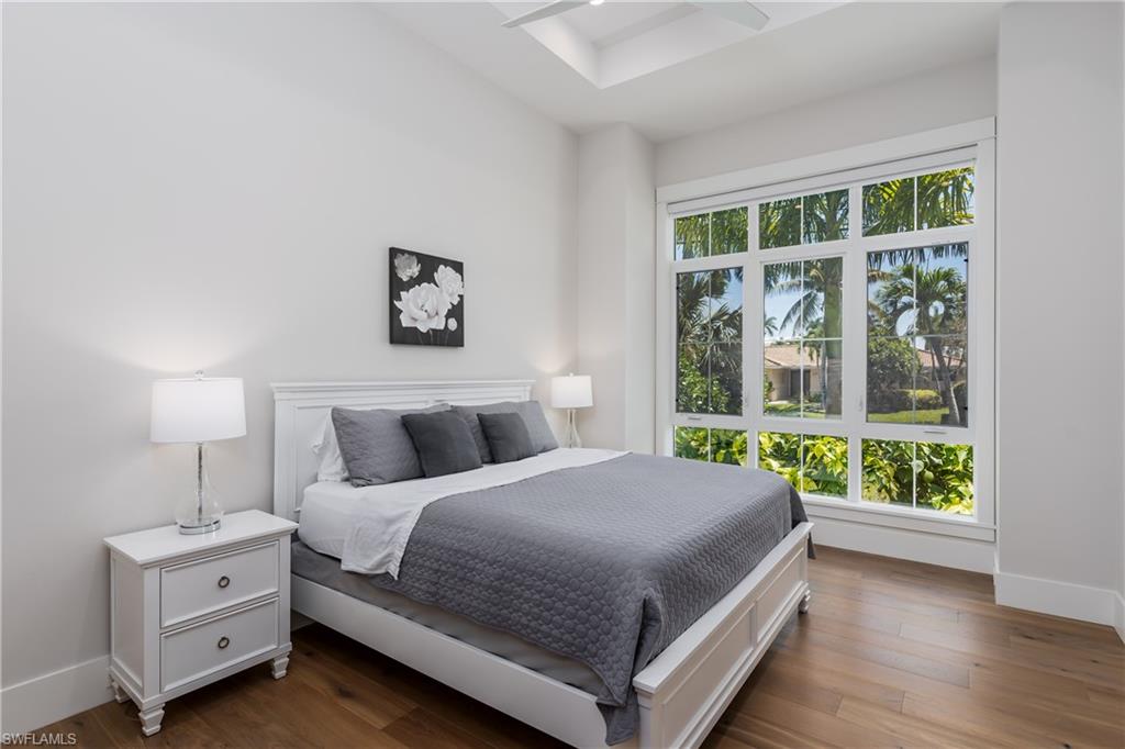 ROYAL HARBOR - Residential