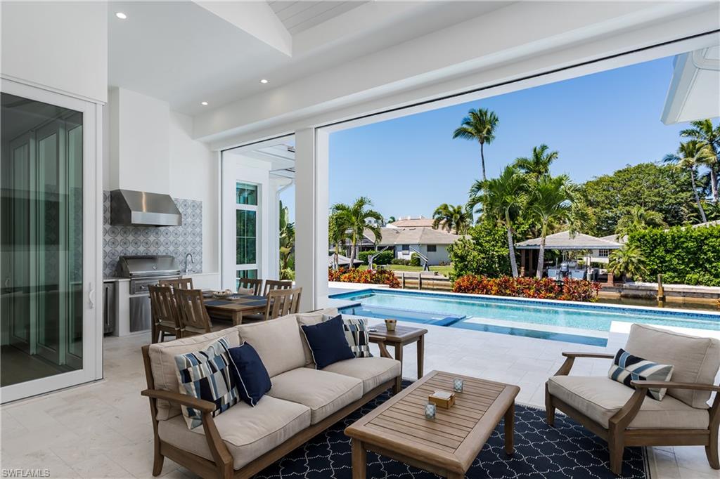 ROYAL HARBOR - Residential