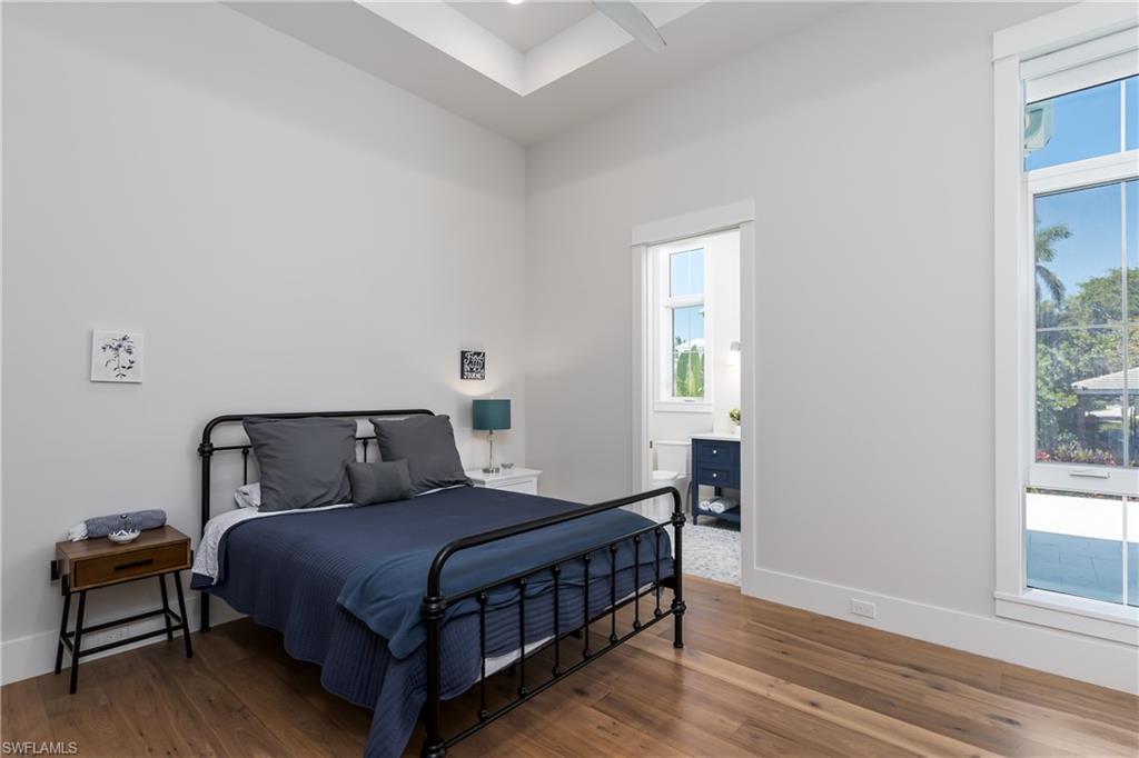 ROYAL HARBOR - Residential