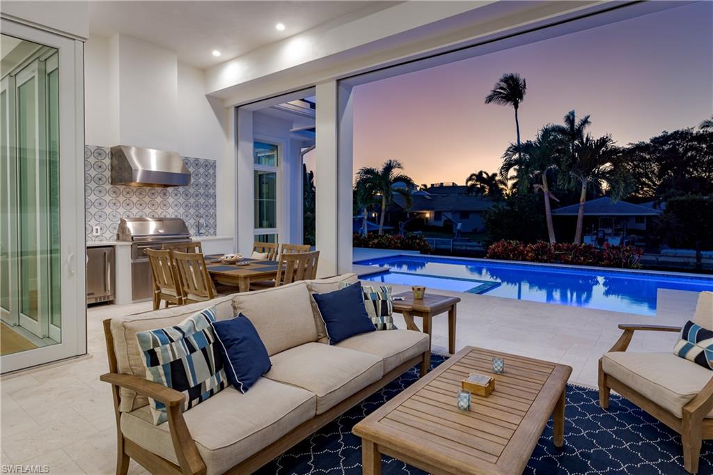 ROYAL HARBOR - Residential