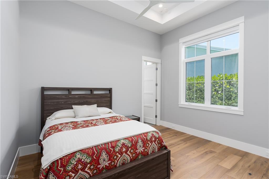 ROYAL HARBOR - Residential