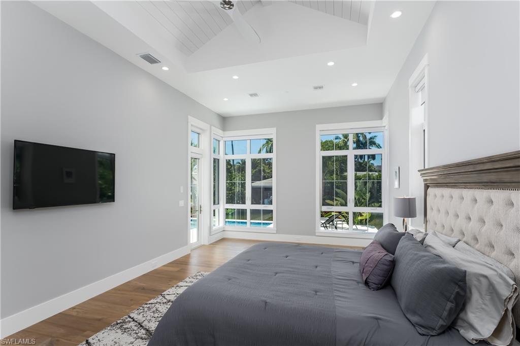 ROYAL HARBOR - Residential