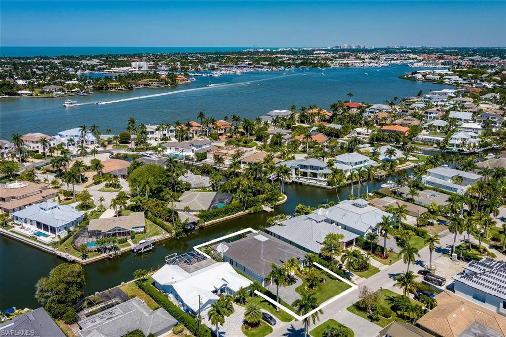 ROYAL HARBOR - Residential