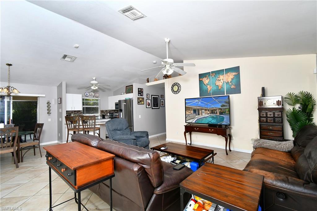 MIRROR LAKES - Residential