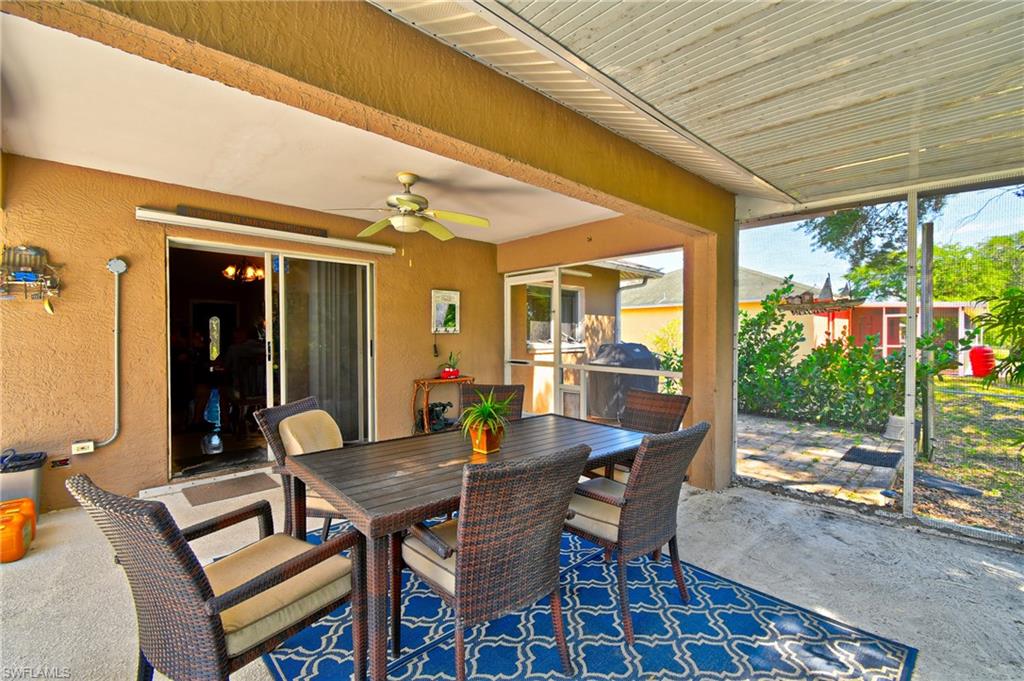 MIRROR LAKES - Residential