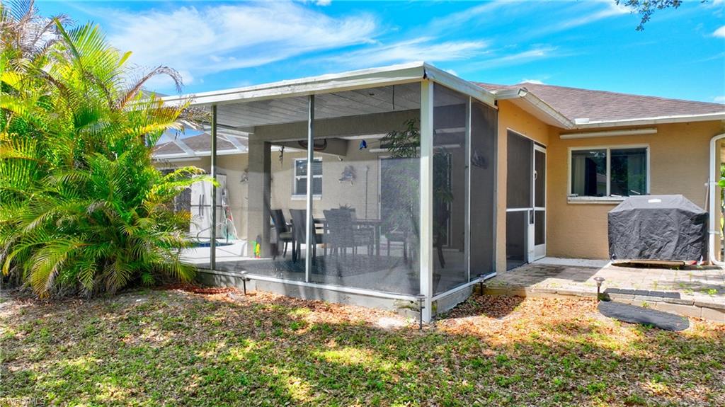 MIRROR LAKES - Residential