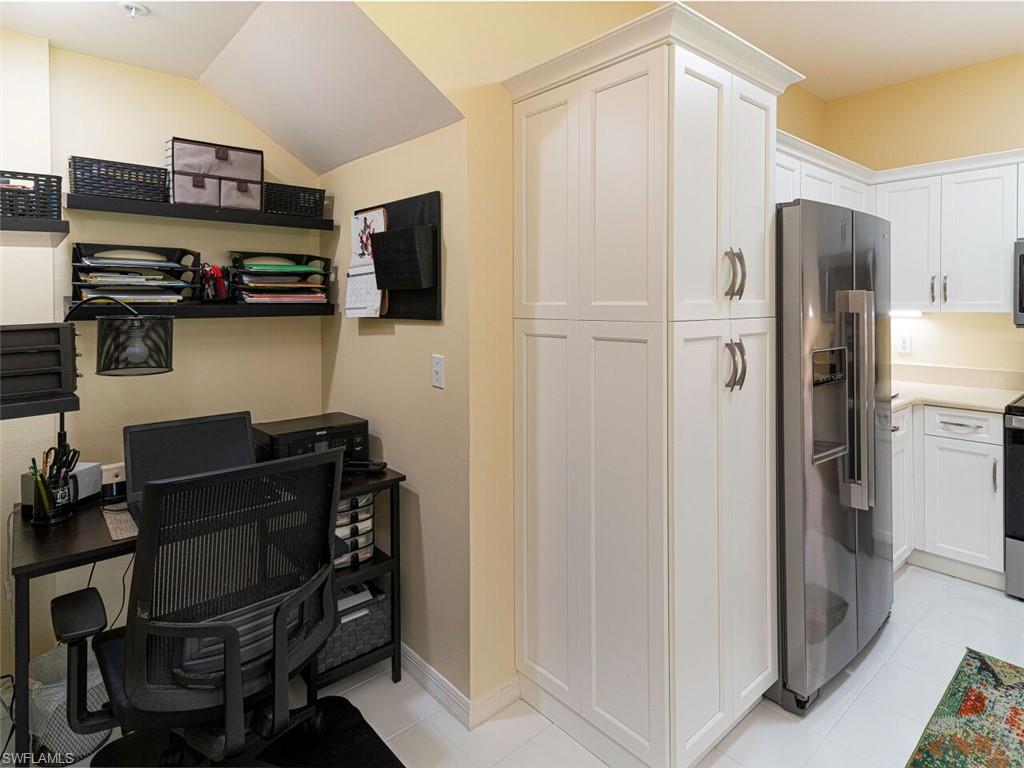 SILVER OAKS - Residential