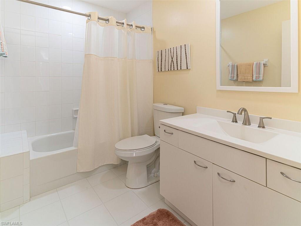 SILVER OAKS - Residential