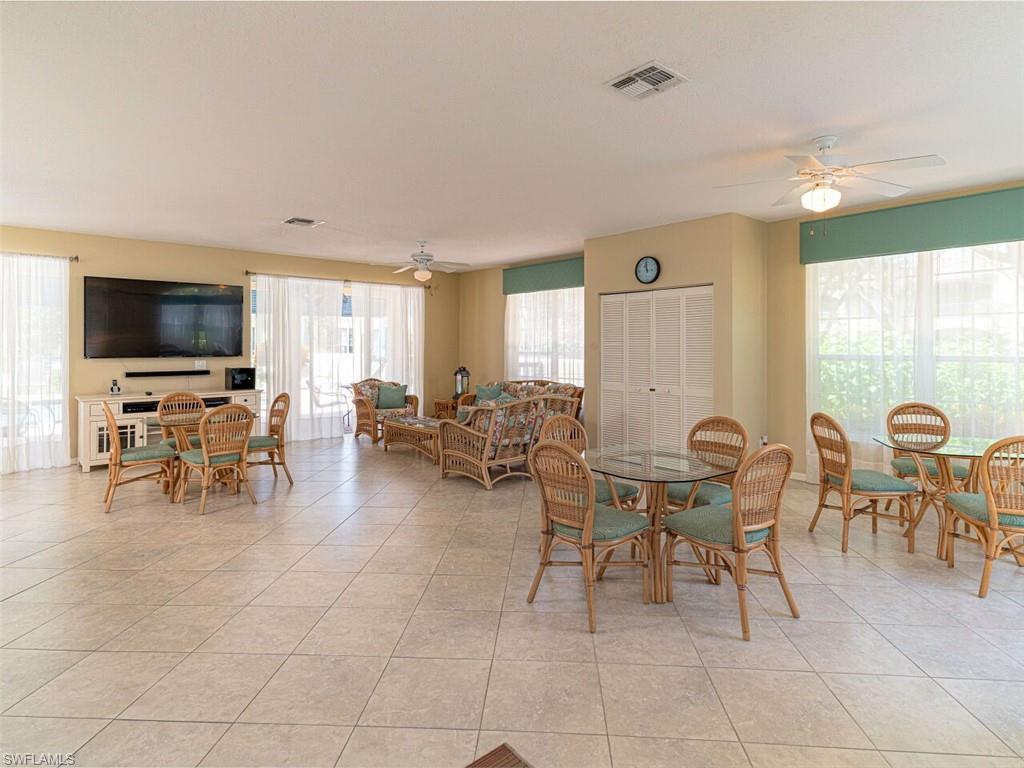 SILVER OAKS - Residential