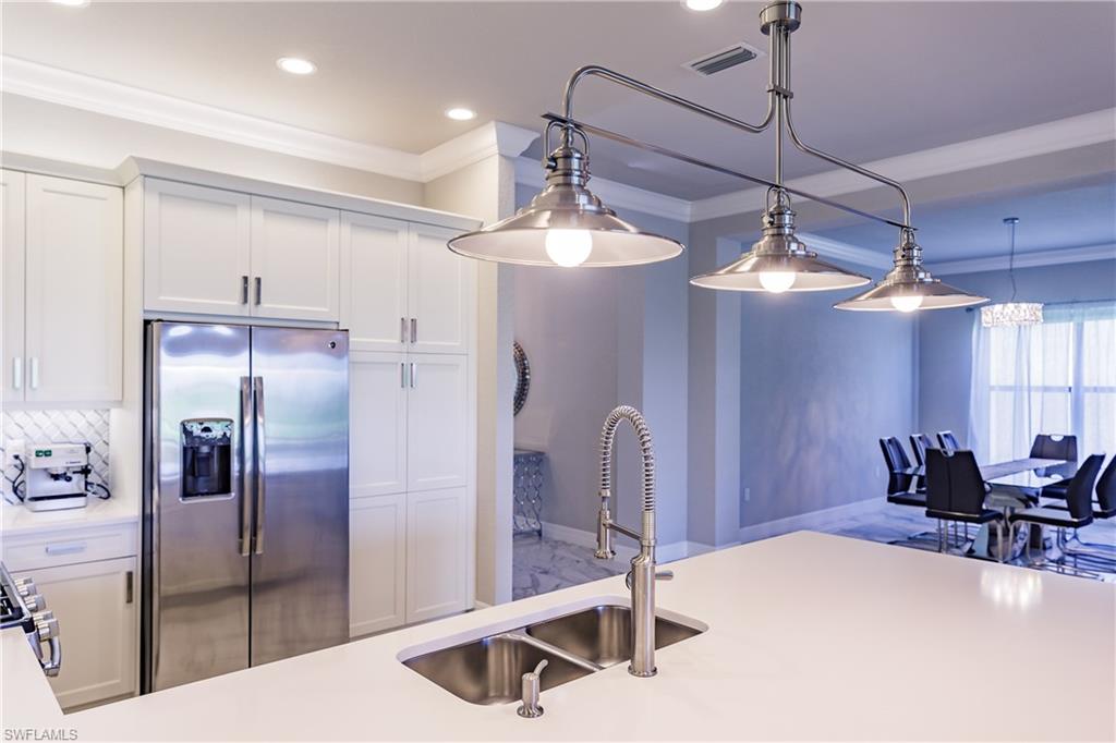 STONECREEK - Residential