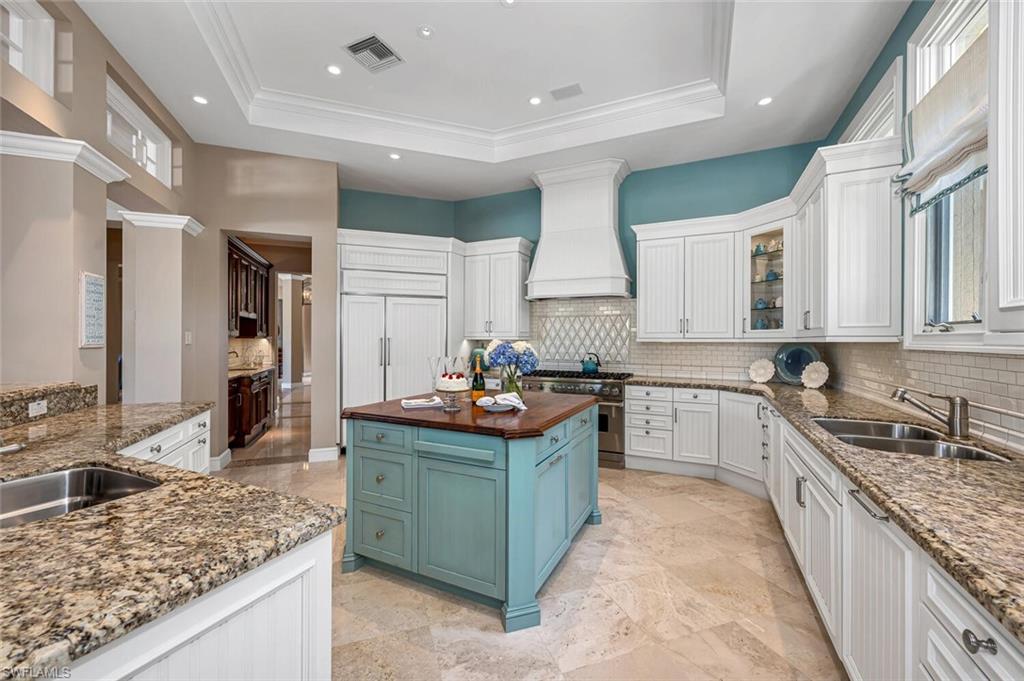 ESTATES AT GREY OAKS - Residential