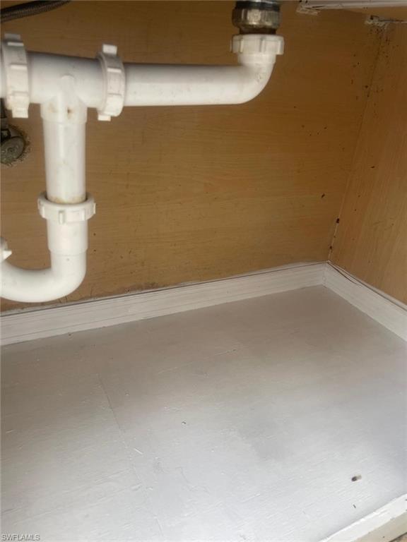 FORT MYERS - Residential Lease