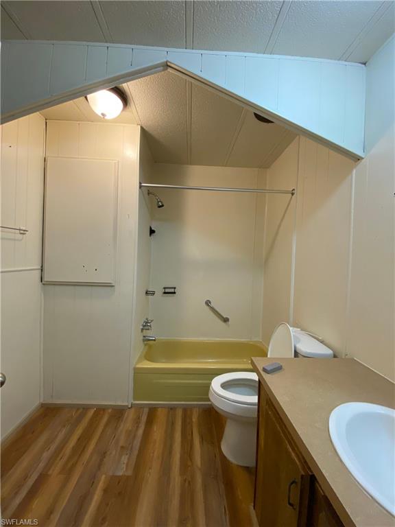 NORTH FORT MYERS - Residential Lease