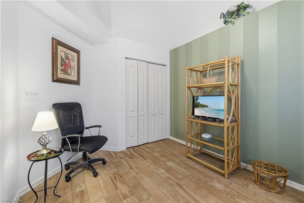 IBIS COVE - Residential