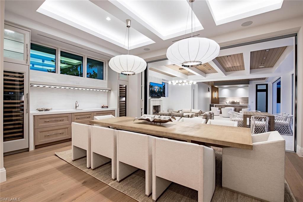 AQUALANE SHORES - Residential