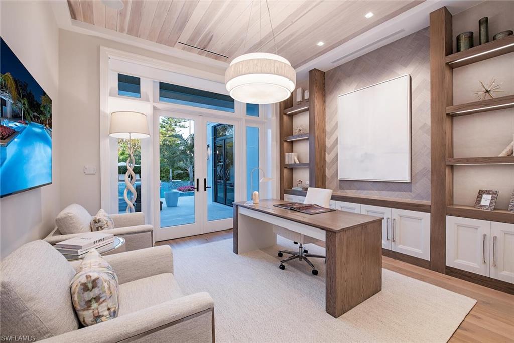 AQUALANE SHORES - Residential