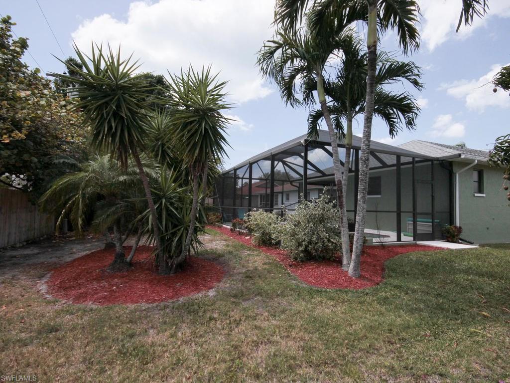 NAPLES PARK - Residential