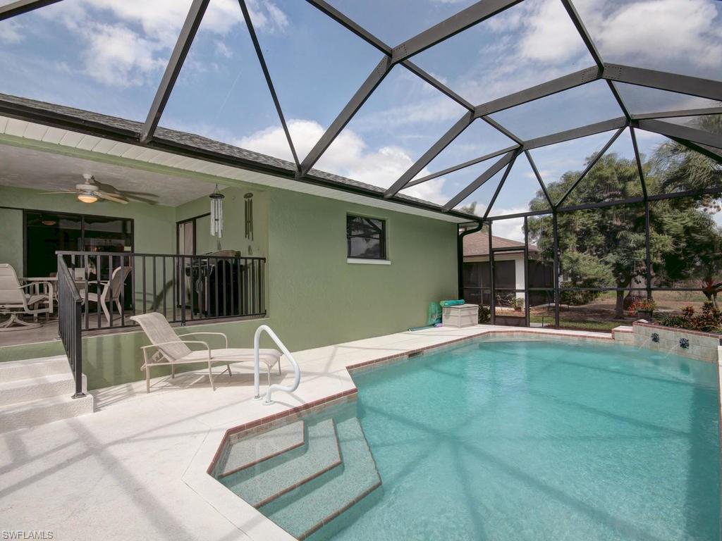 NAPLES PARK - Residential