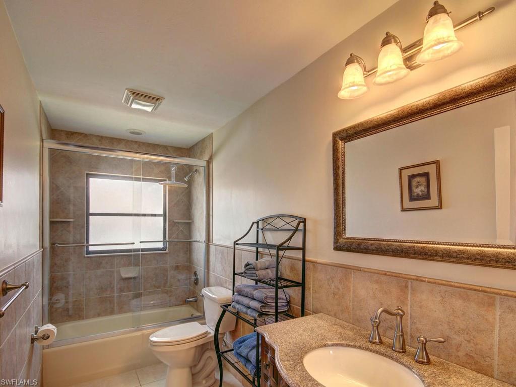 NAPLES PARK - Residential