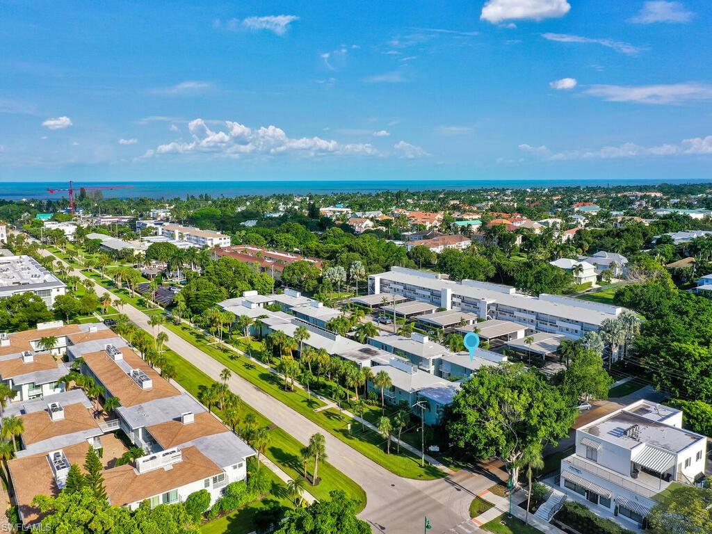 EVERGLADES CLUB - Residential