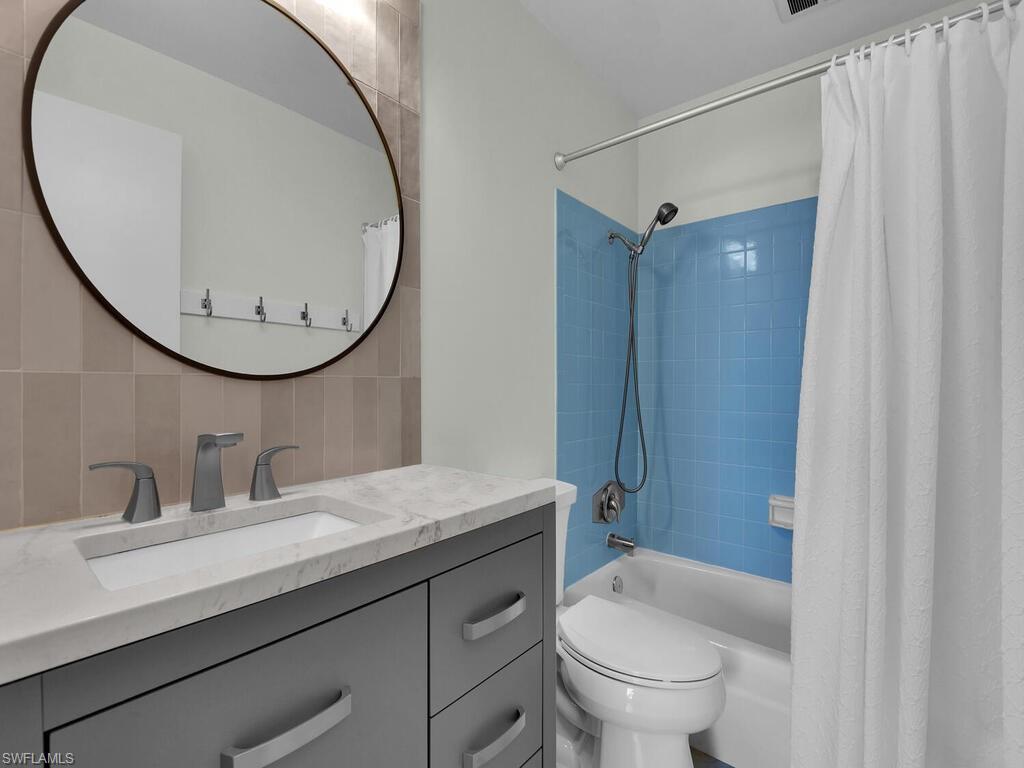 EVERGLADES CLUB - Residential