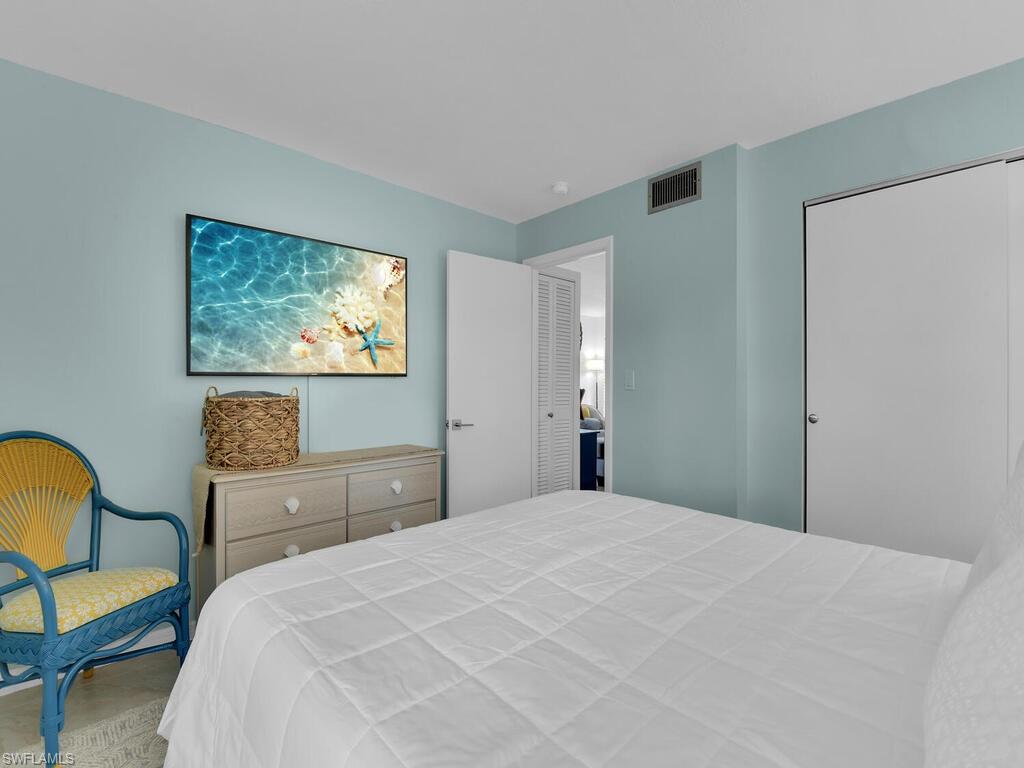 EVERGLADES CLUB - Residential