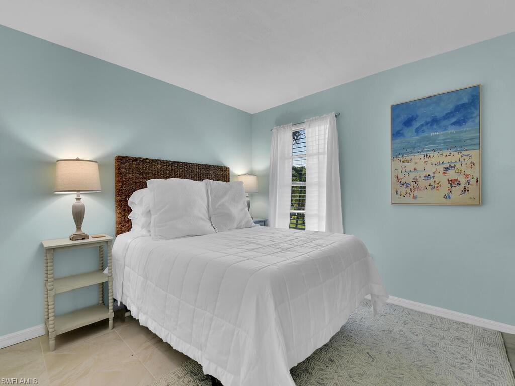 EVERGLADES CLUB - Residential