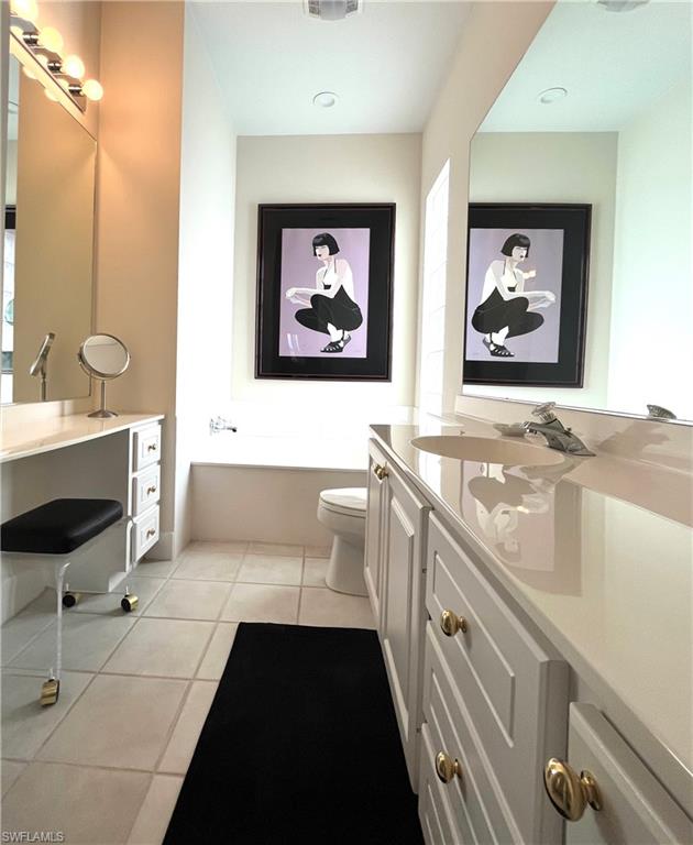 ISLAND WALK - Residential Lease