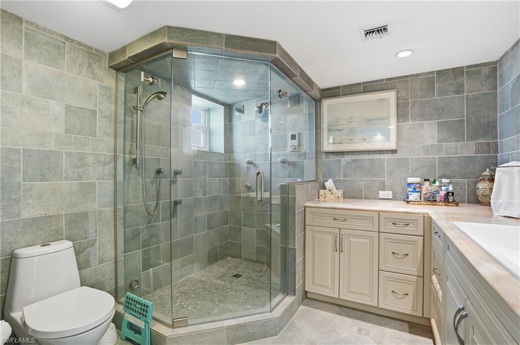 ST MAARTEN - Residential Lease