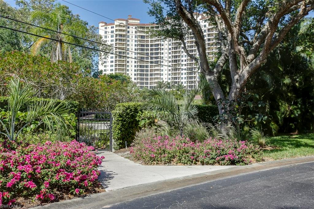 BEACHWALK GARDENS - Residential