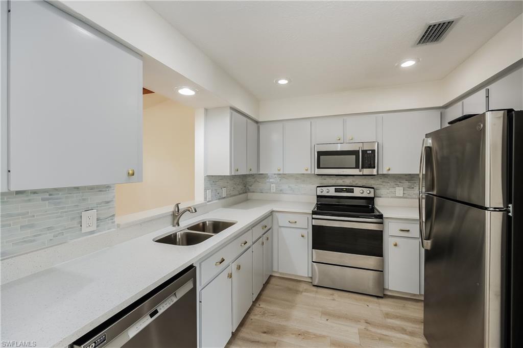 PORT CHARLOTTE - Residential Lease