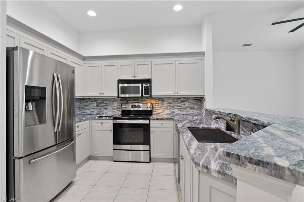 GOLDEN GATE ESTATES - Residential