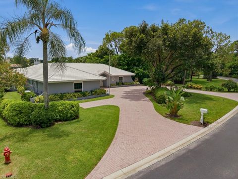 Photo of 740 Bald Eagle DR #40, NAPLES, FL 34105 (MLS # 226023907)