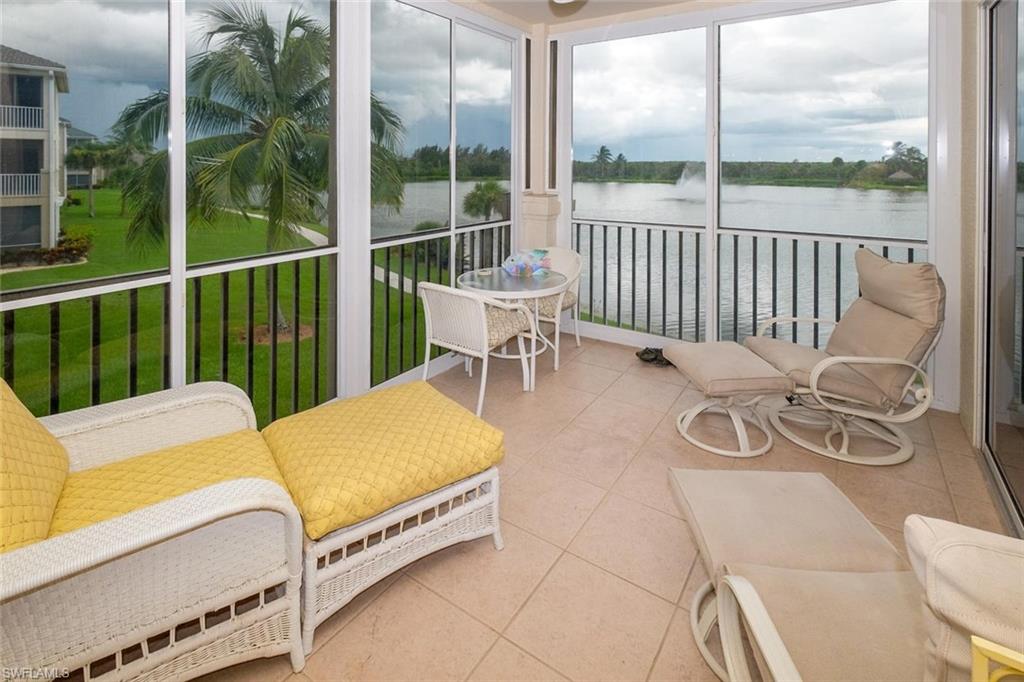 SUTTON WALK - Residential