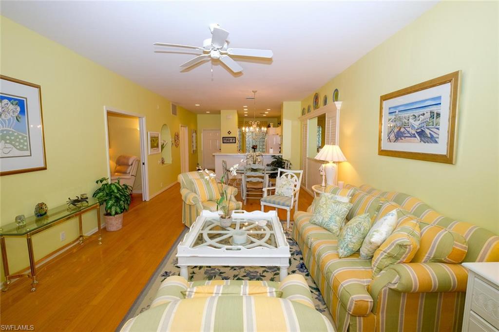 SUTTON WALK - Residential