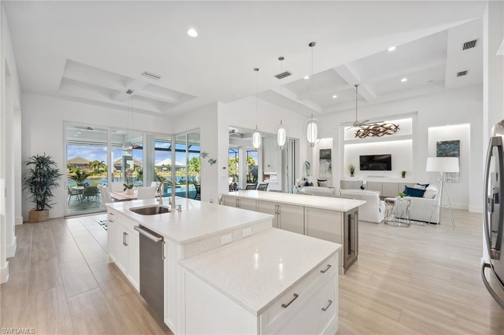 ISLES OF COLLIER PRESERVE - Residential