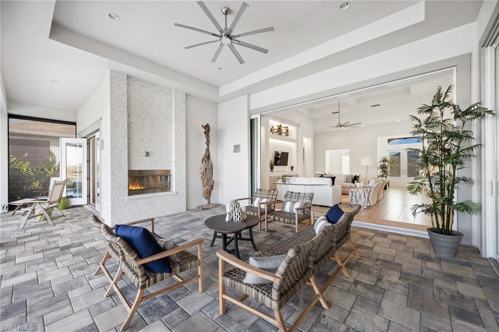 ISLES OF COLLIER PRESERVE - Residential