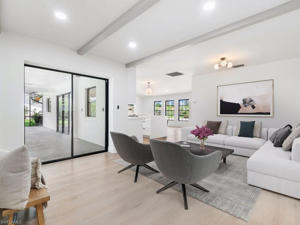 WHISKEY CREEK - Residential