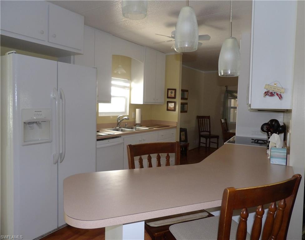 FOREST PARK MOBILE HOME - Residential