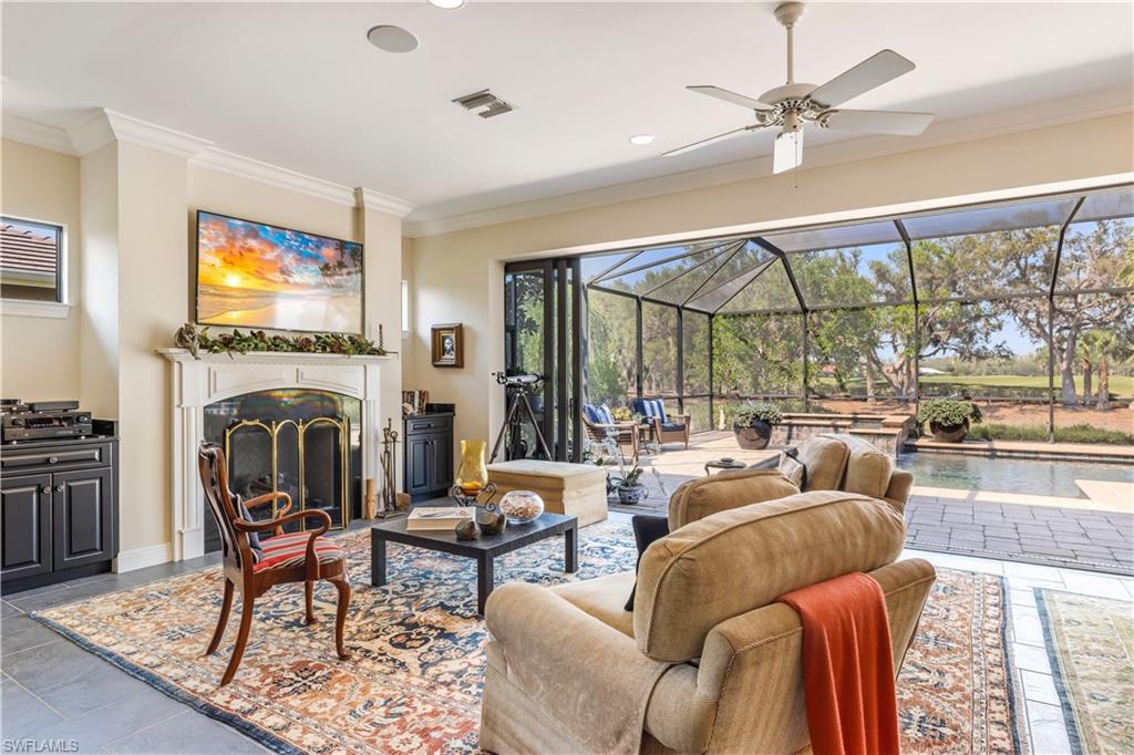 RIVER POINT - Residential