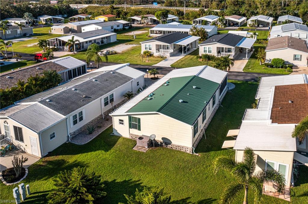 CRYSTAL LAKES - Residential