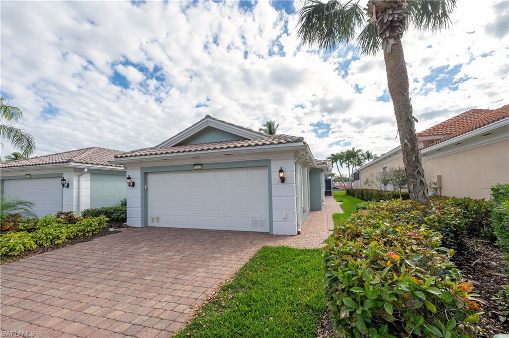 VERONA WALK - Residential