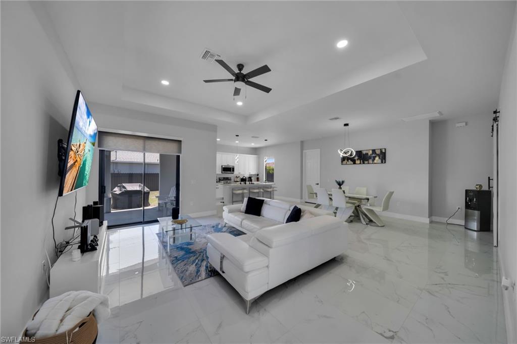 CAPE CORAL - Residential Lease