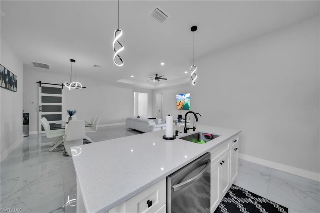 CAPE CORAL - Residential Lease