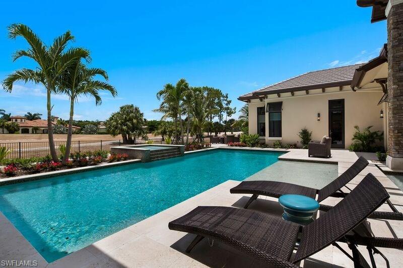 QUAIL WEST - Residential