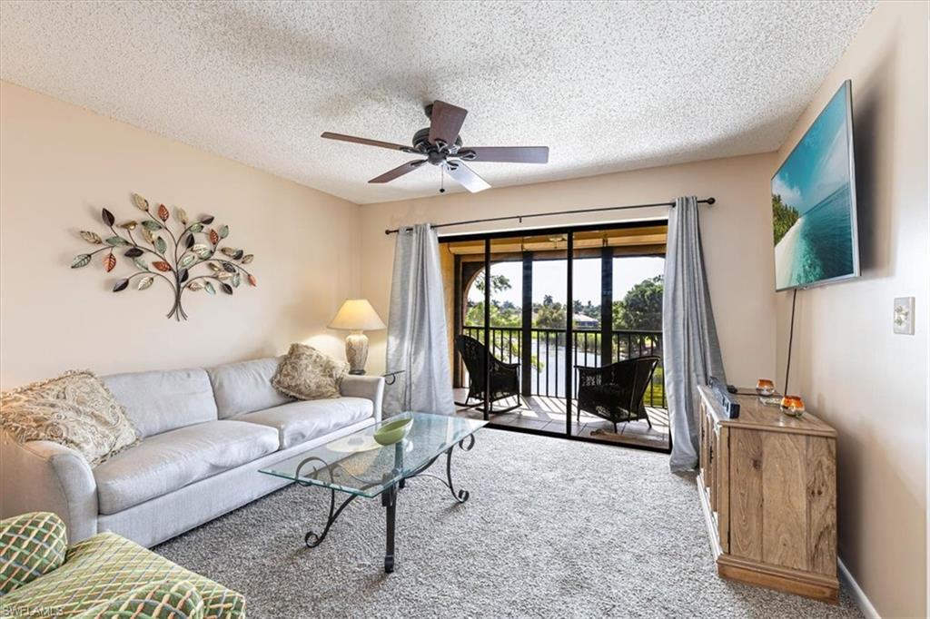 HAMMOCKS - Residential Lease