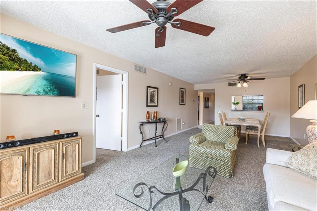 HAMMOCKS - Residential Lease